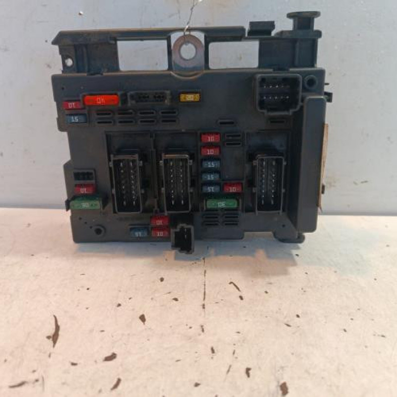 Boitier servitude moteur (BSM) PEUGEOT 307