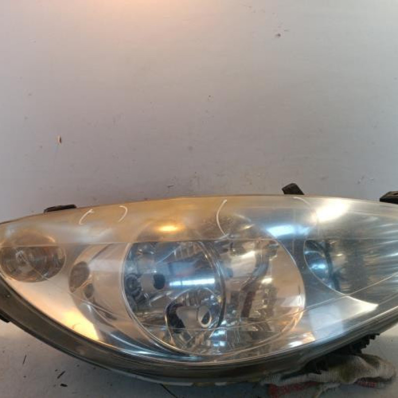 Optique avant principal droit (feux)(phare) PEUGEOT 307