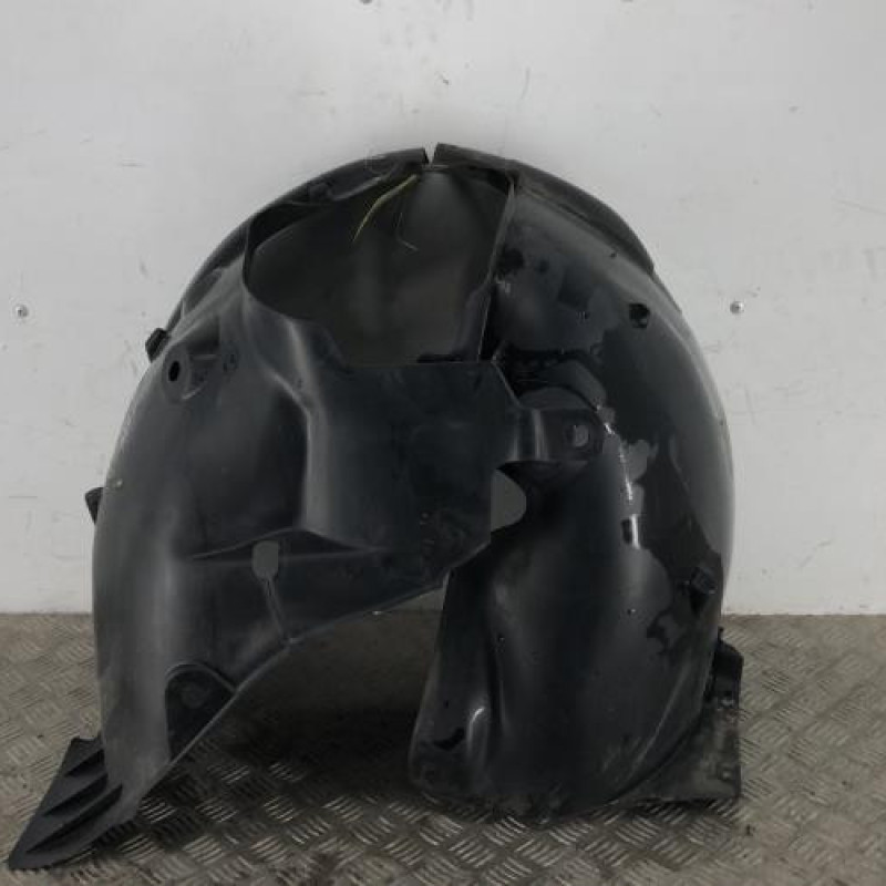 Pare boue avant gauche RENAULT CLIO 3
