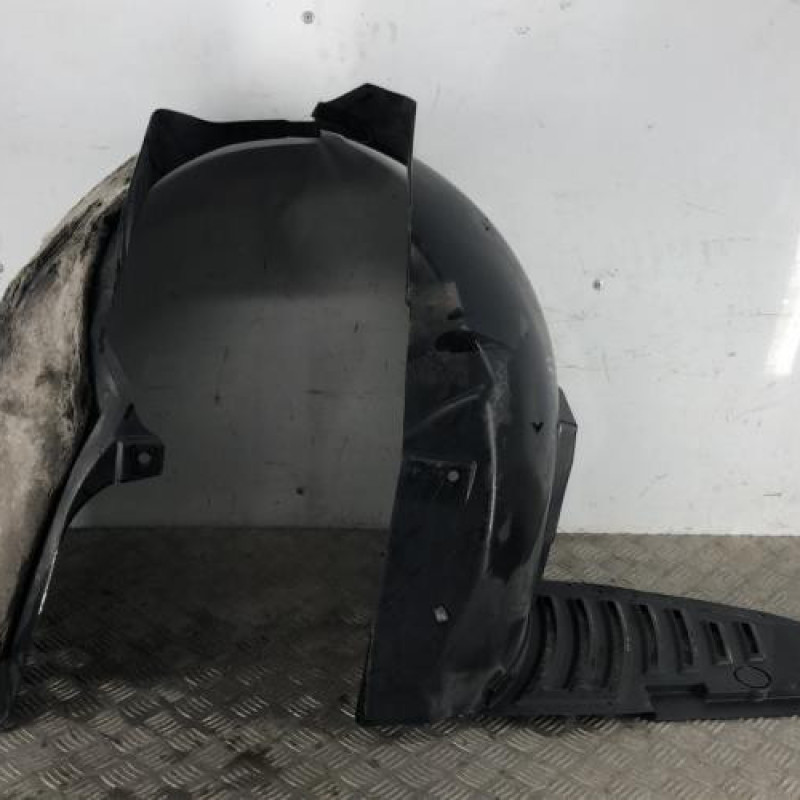 Pare boue avant gauche PEUGEOT 407