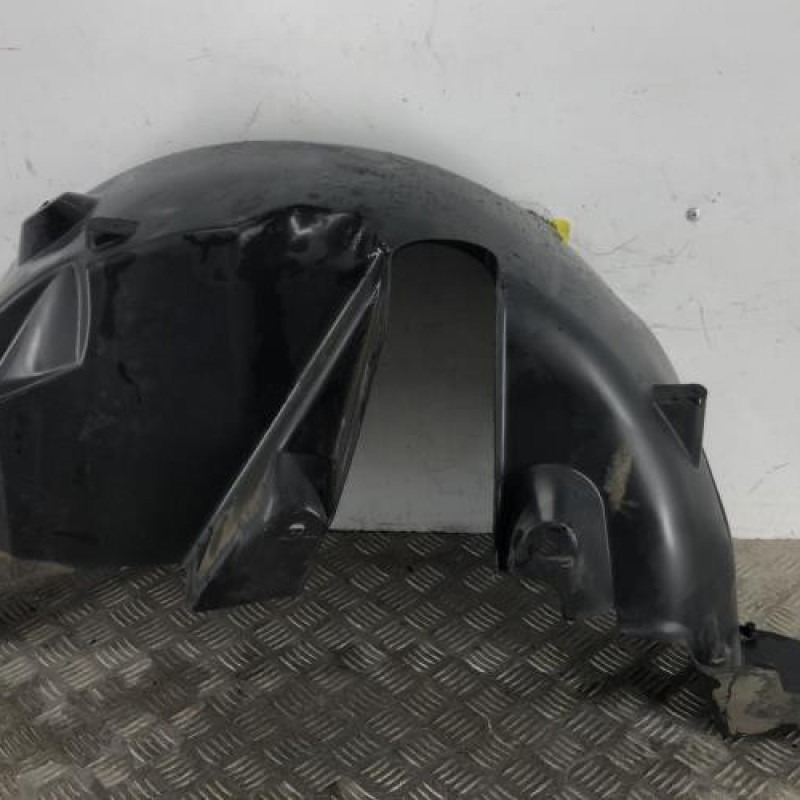 Pare boue arriere droit RENAULT CLIO 4