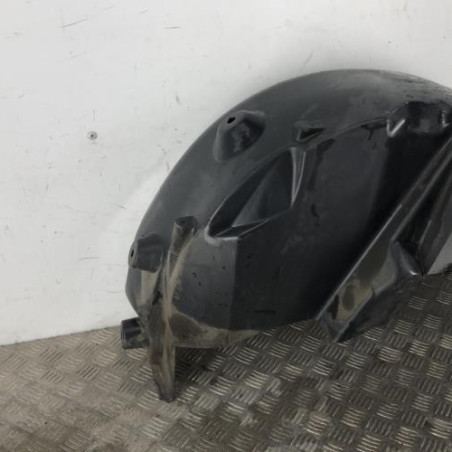 Pare boue arriere droit RENAULT CLIO 4