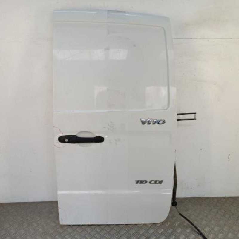 Porte de coffre droit MERCEDES VITO 639