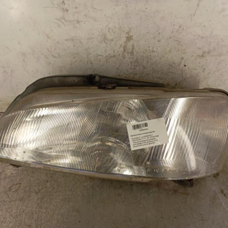 Optique avant principal gauche (feux)(phare) PEUGEOT 106