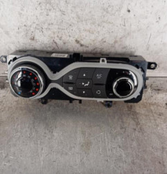 Commande chauffage RENAULT ZOE 2 Photo n°1
