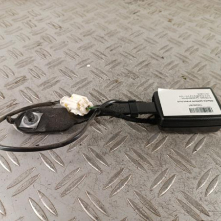 Attache ceinture avant droit CITROEN C3 2 Photo n°1