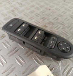 Interrupteur de leve vitre avant gauche CITROEN C3 2
