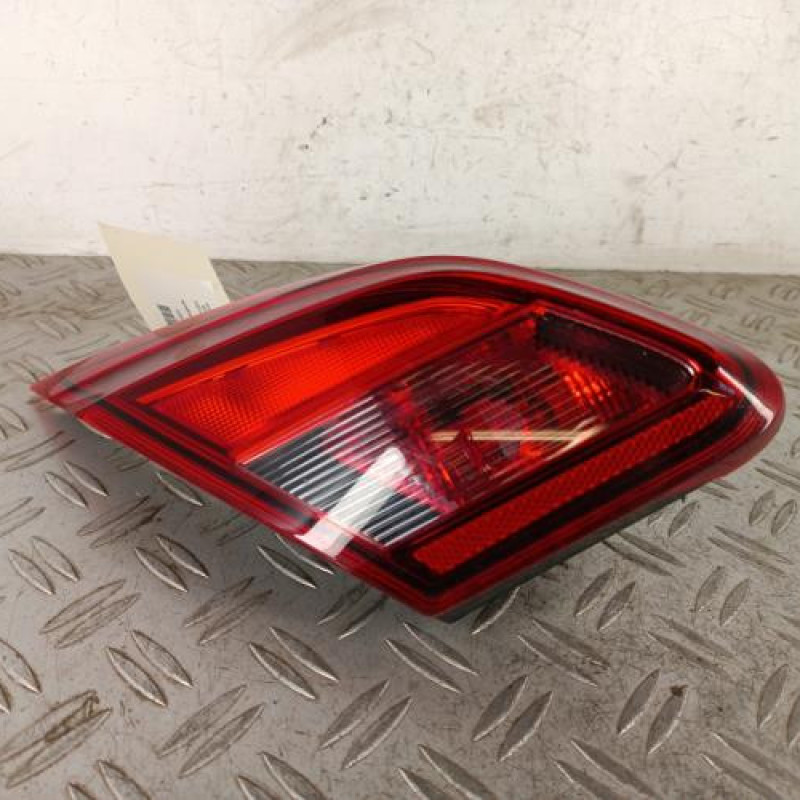Feu arriere secondaire gauche (feux) OPEL CORSA E