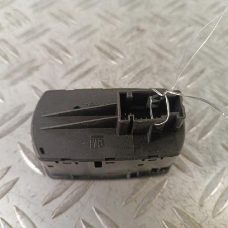 Interrupteur de leve vitre avant gauche OPEL CORSA E