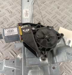 Leve vitre electrique avant gauche PEUGEOT 208 1