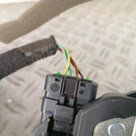 Serrure avant droit RENAULT MASTER 3