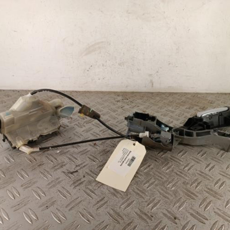 Serrure avant gauche CITROEN C3 2 Serrure avant gauche CITROEN C3 2