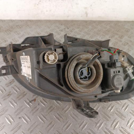 Optique avant principal gauche (feux)(phare) CITROEN SAXO