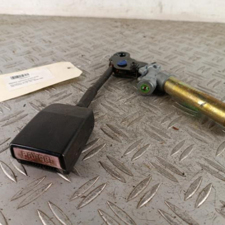 Attache ceinture avant droit PEUGEOT 306 Photo n°1