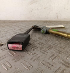 Attache ceinture avant gauche PEUGEOT 306