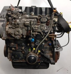 Moteur CITROEN SAXO Photo n°1