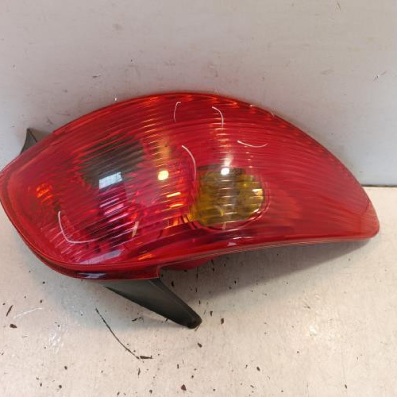 Feu arriere principal gauche (feux) PEUGEOT 206