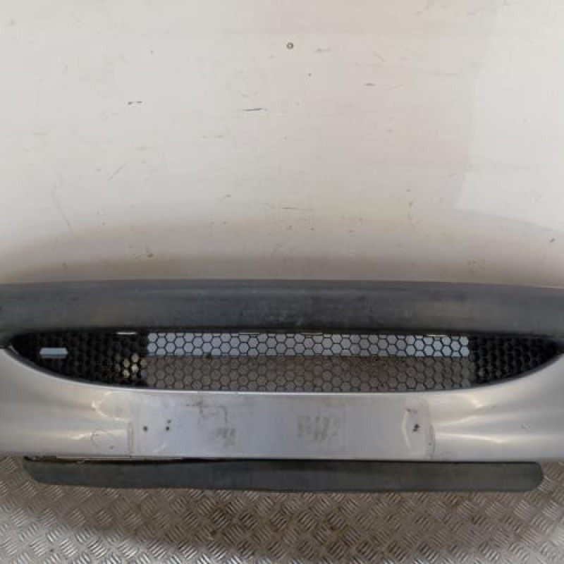 Pare choc avant PEUGEOT 206