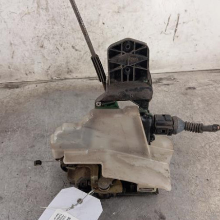 Serrure arriere droit VOLKSWAGEN PASSAT 4 Photo n°1