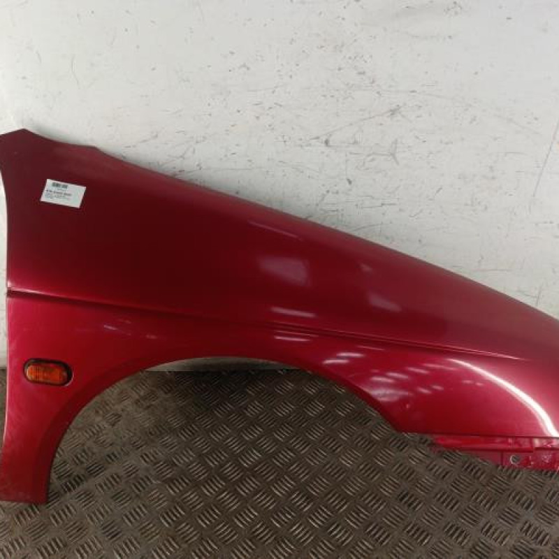 Aile avant droit RENAULT MEGANE 1
