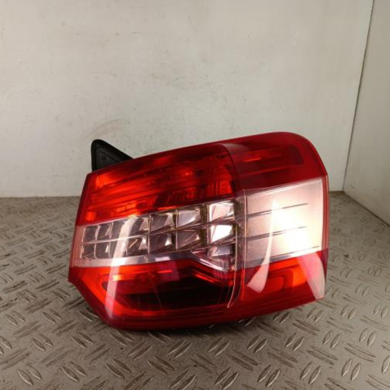 Feu arriere principal droit (feux) CITROEN C5 2 Feu arriere principal droit (feux) CITROEN C5 2