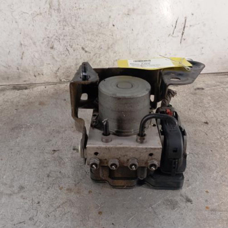 Bloc ABS (freins anti-blocage) VOLKSWAGEN TRANSPORTER 6 Bloc ABS (freins anti-blocage) VOLKSWAGEN TRANSPORTER 6