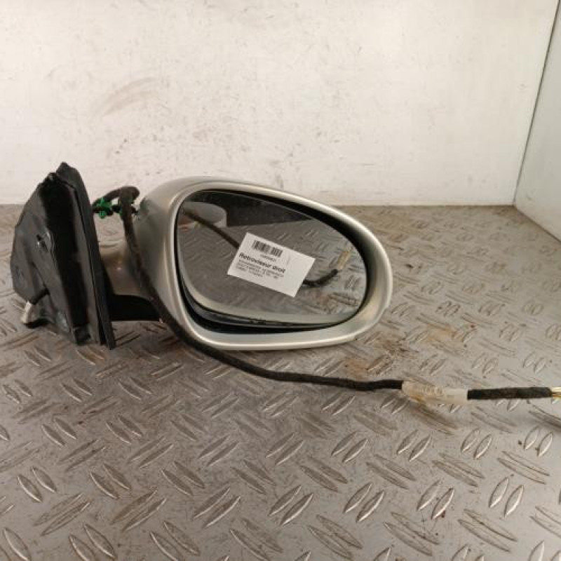 Retroviseur droit VOLKSWAGEN GOLF 6