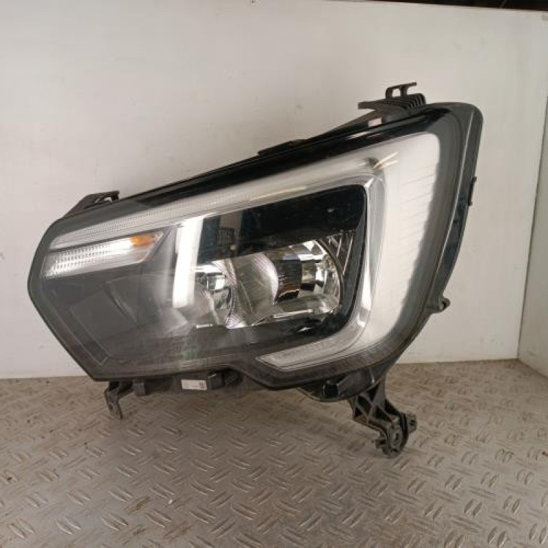 Optique avant principal gauche (feux)(phare) RENAULT MASTER 3