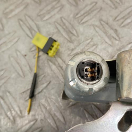Ceinture avant gauche PEUGEOT 107