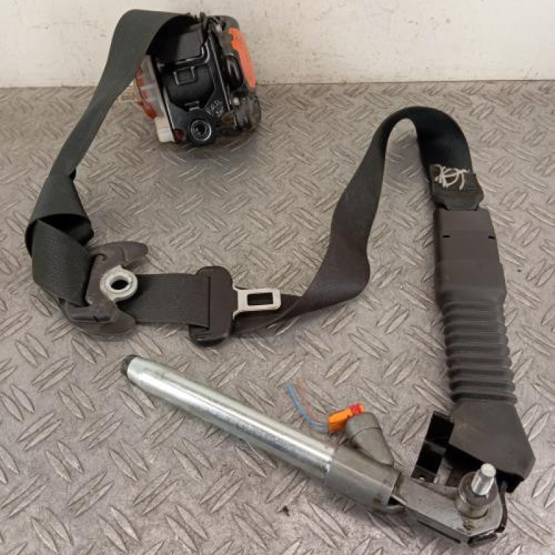 Ceinture avant gauche NISSAN QASHQAI 2 Ceinture avant gauche NISSAN QASHQAI 2