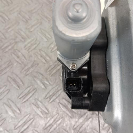 Leve vitre electrique arriere droit NISSAN QASHQAI 2