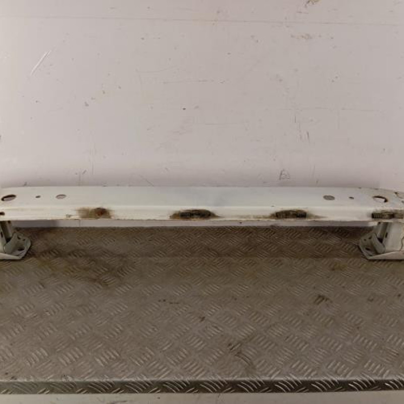 Renfort pare choc arriere (traverse) TOYOTA YARIS 3