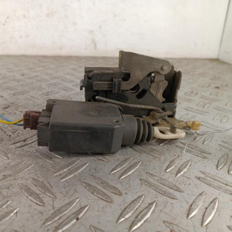 Serrure arriere droit PEUGEOT 405