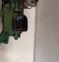 Serrure arriere droit VOLKSWAGEN GOLF 4 Photo n°3