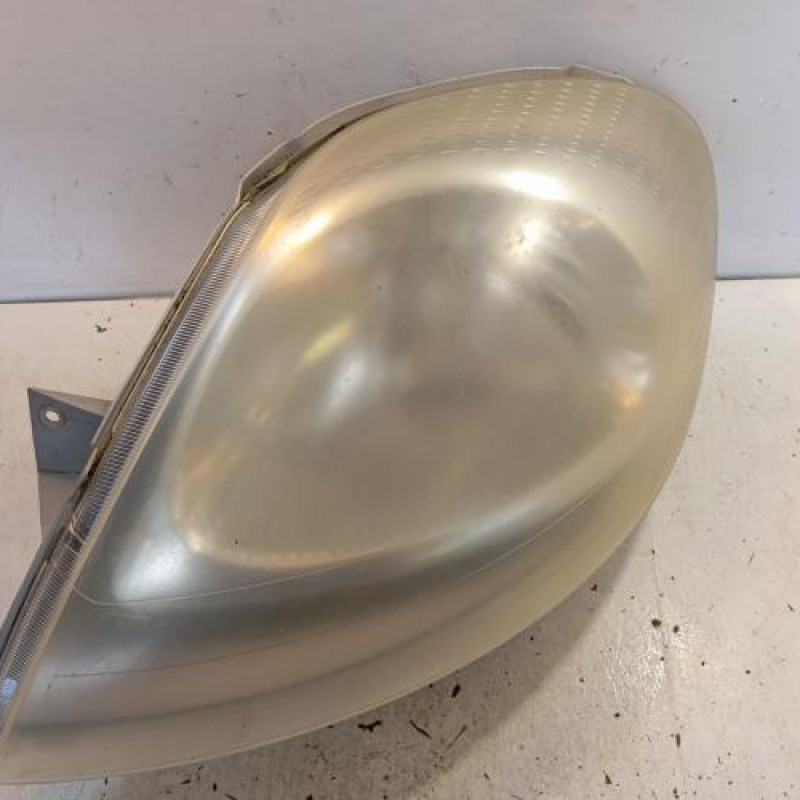Optique avant principal gauche (feux)(phare) RENAULT TRAFIC 2