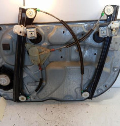 Leve vitre electrique avant gauche VOLKSWAGEN POLO 4