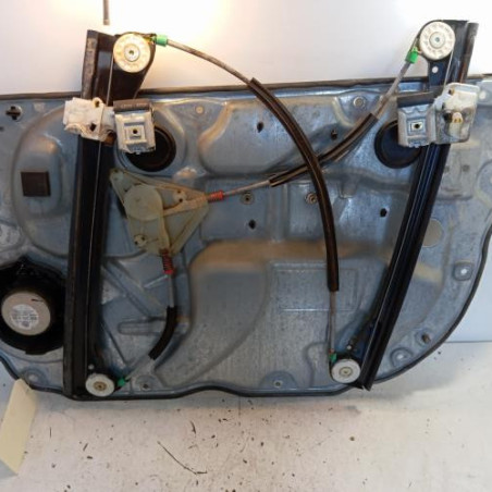 Leve vitre electrique avant gauche VOLKSWAGEN POLO 4
