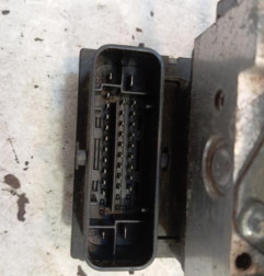 Bloc ABS (freins anti-blocage) FIAT PANDA 2 Photo n°4
