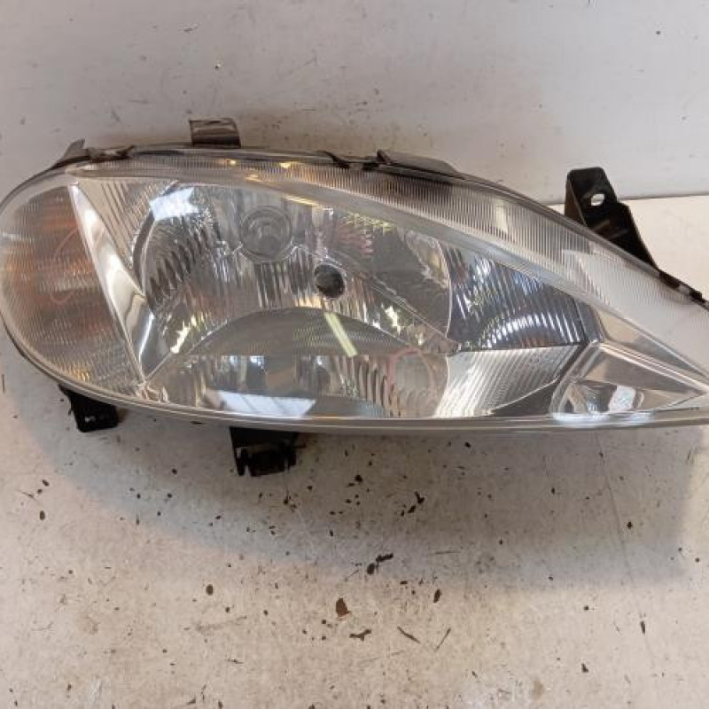 Optique avant principal droit (feux)(phare) RENAULT MEGANE 1