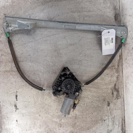 Leve vitre electrique avant gauche RENAULT CLIO 2 Photo n°1