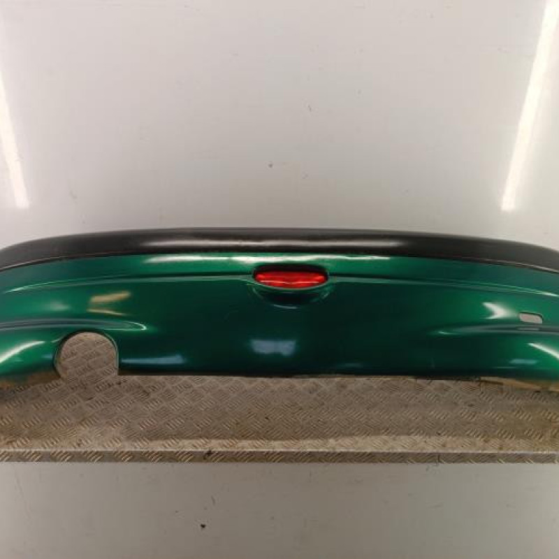 Pare choc arriere PEUGEOT 206
