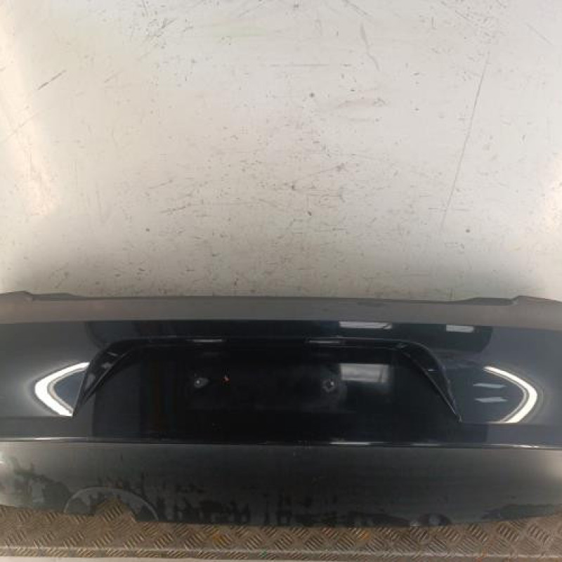 Pare choc arriere VOLKSWAGEN FOX
