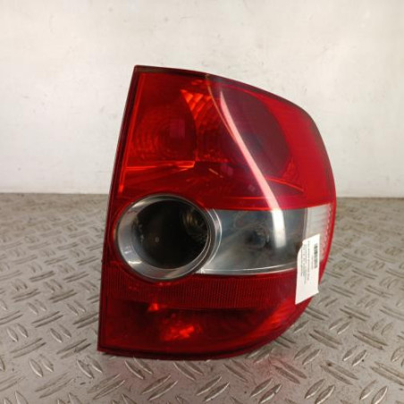 Feu arriere principal droit (feux) VOLKSWAGEN FOX Photo n°1