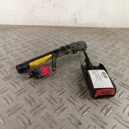 Attache ceinture avant gauche RENAULT TWINGO 2 Photo n°1
