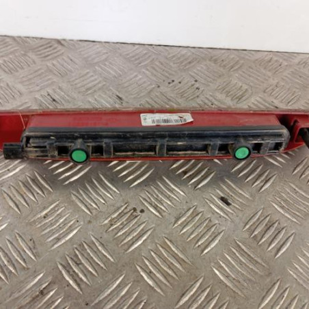 Feu arriere stop central RENAULT CLIO 3