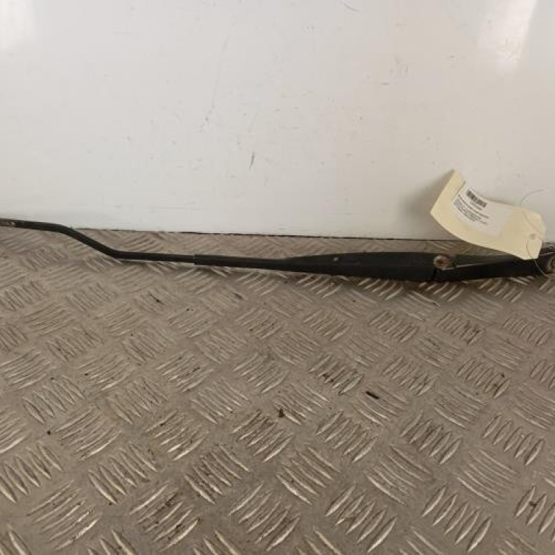 Bras essuie glace avant gauche RENAULT CLIO 3