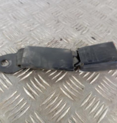 Attache ceinture avant droit RENAULT MASTER 2