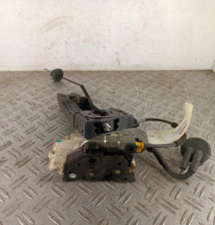 Serrure arriere droit AUDI A4 3 Photo n°1