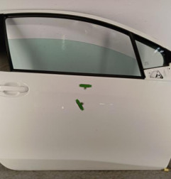 Porte avant droit TOYOTA YARIS 3 Photo n°1
