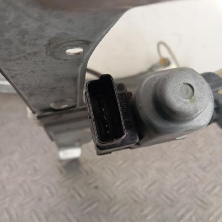 Leve vitre electrique avant gauche RENAULT CLIO 3